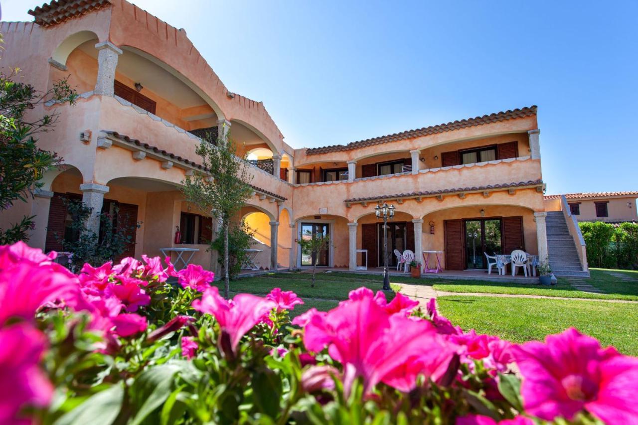 Il Viandante Hotel Сан Теодоро Екстериор снимка