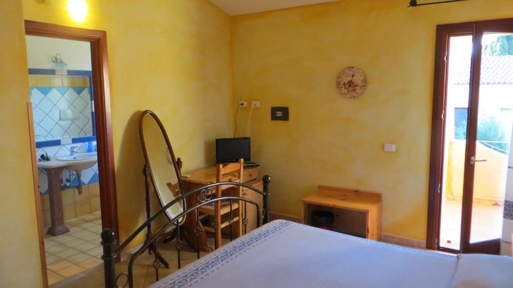 Il Viandante Hotel Сан Теодоро Стая снимка