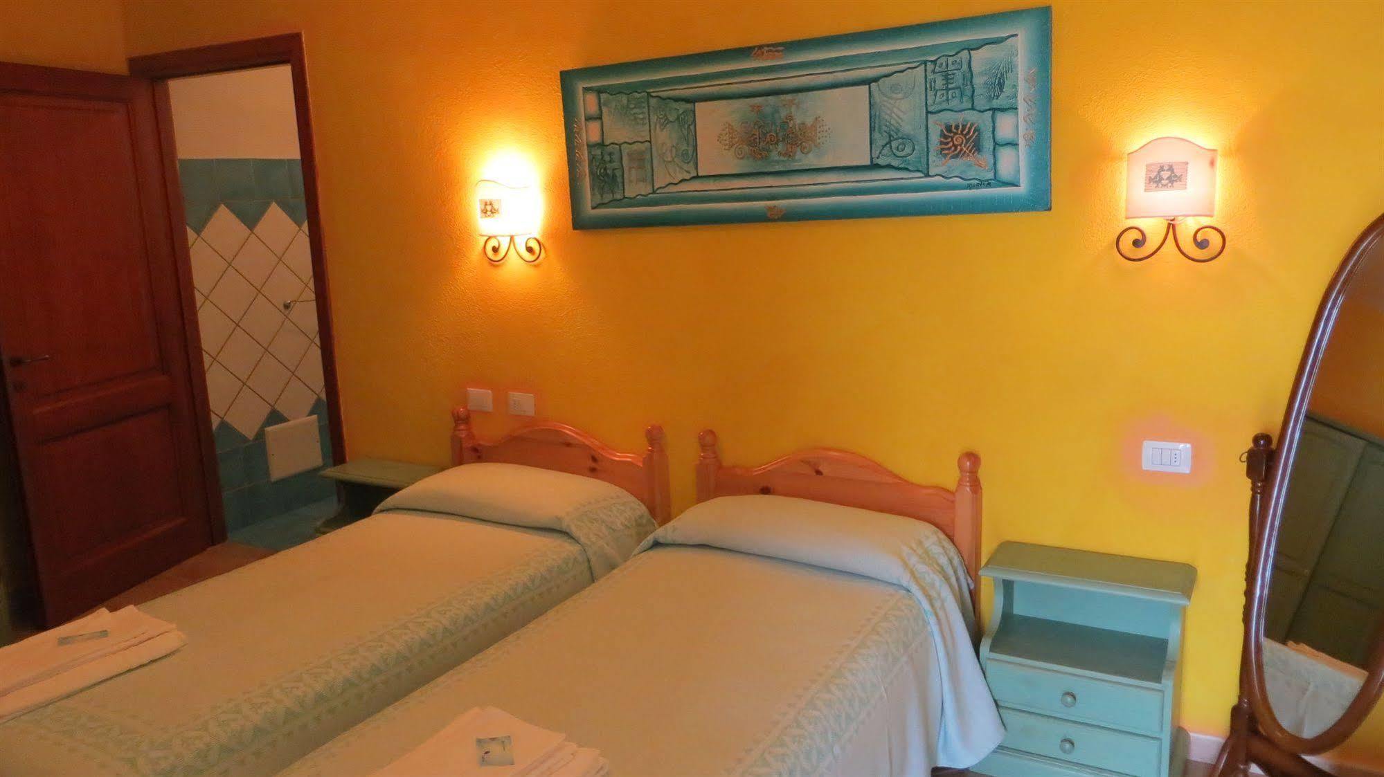 Il Viandante Hotel Сан Теодоро Екстериор снимка